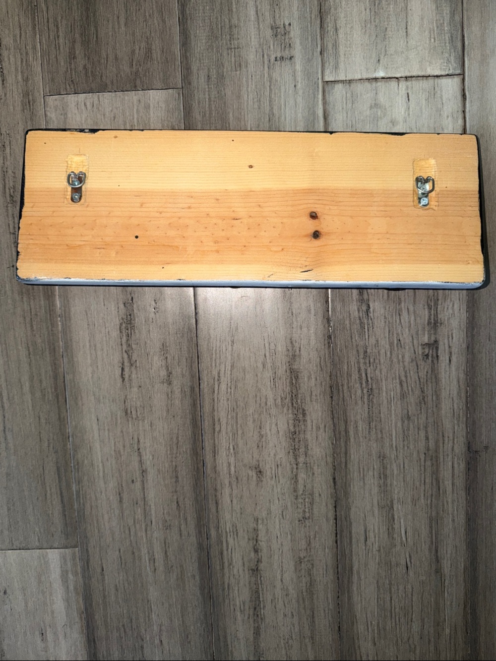 Wall Hook Rack - hand painted - Picture 2 of 6